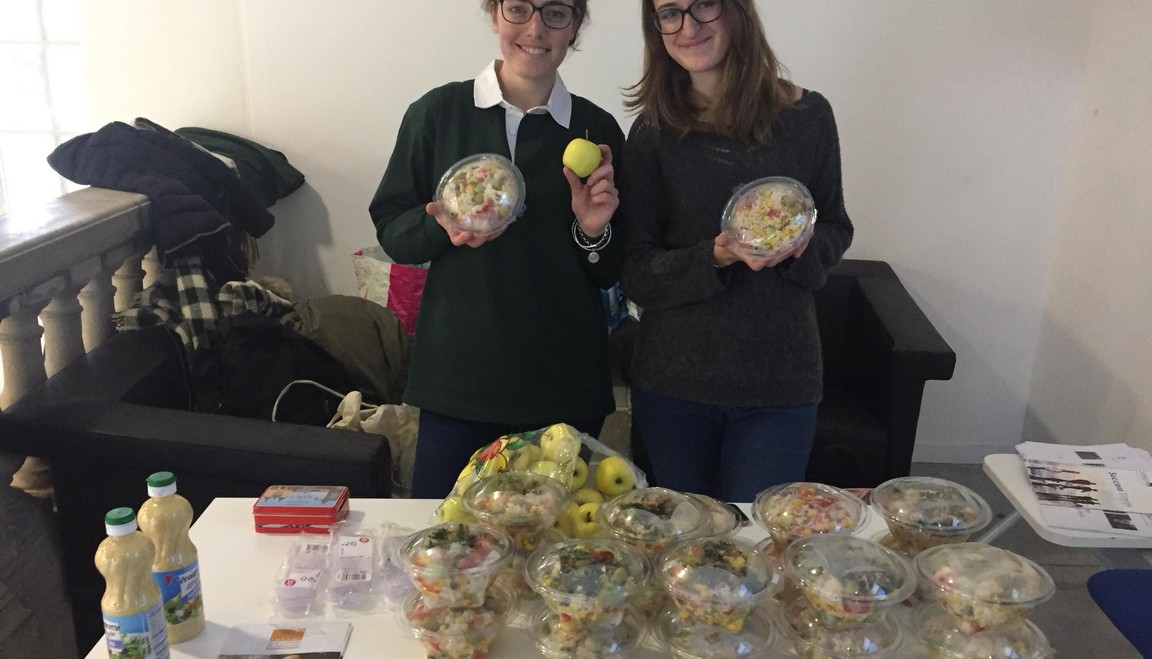 Le stand du Bol de Riz Solidaire 2018, sur le campus de Notre-Dame-de-Lorette de l'ISEP