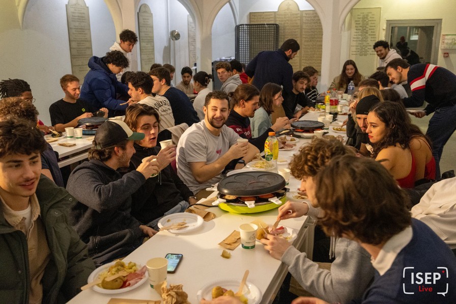 Raclette solidaire Ch'ISEP x Ishelp - 29 décembre 2023.jpg